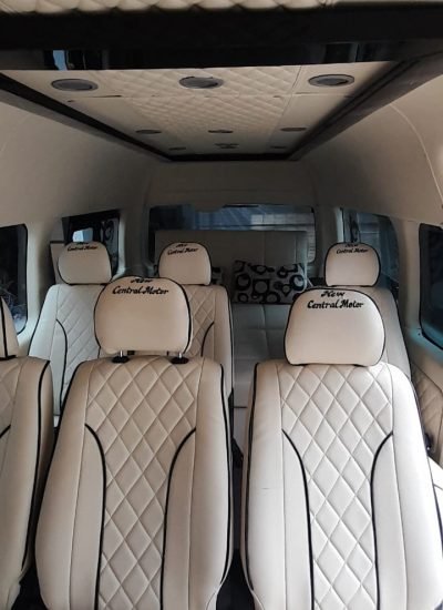 Hiace Commuter Luxury Sofabed 10 seat